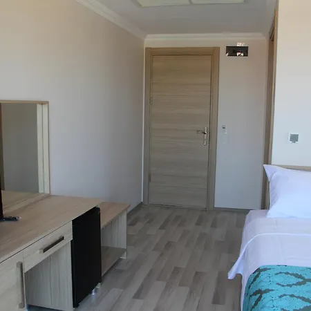 Cunda Bal Konak Ayvalı