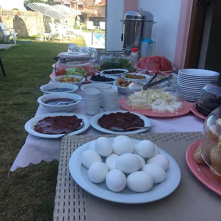 Cunda Bal Konak * Ayvalı
